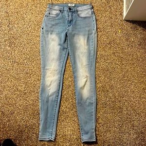 These jeans are really cute and fit in all the right places.